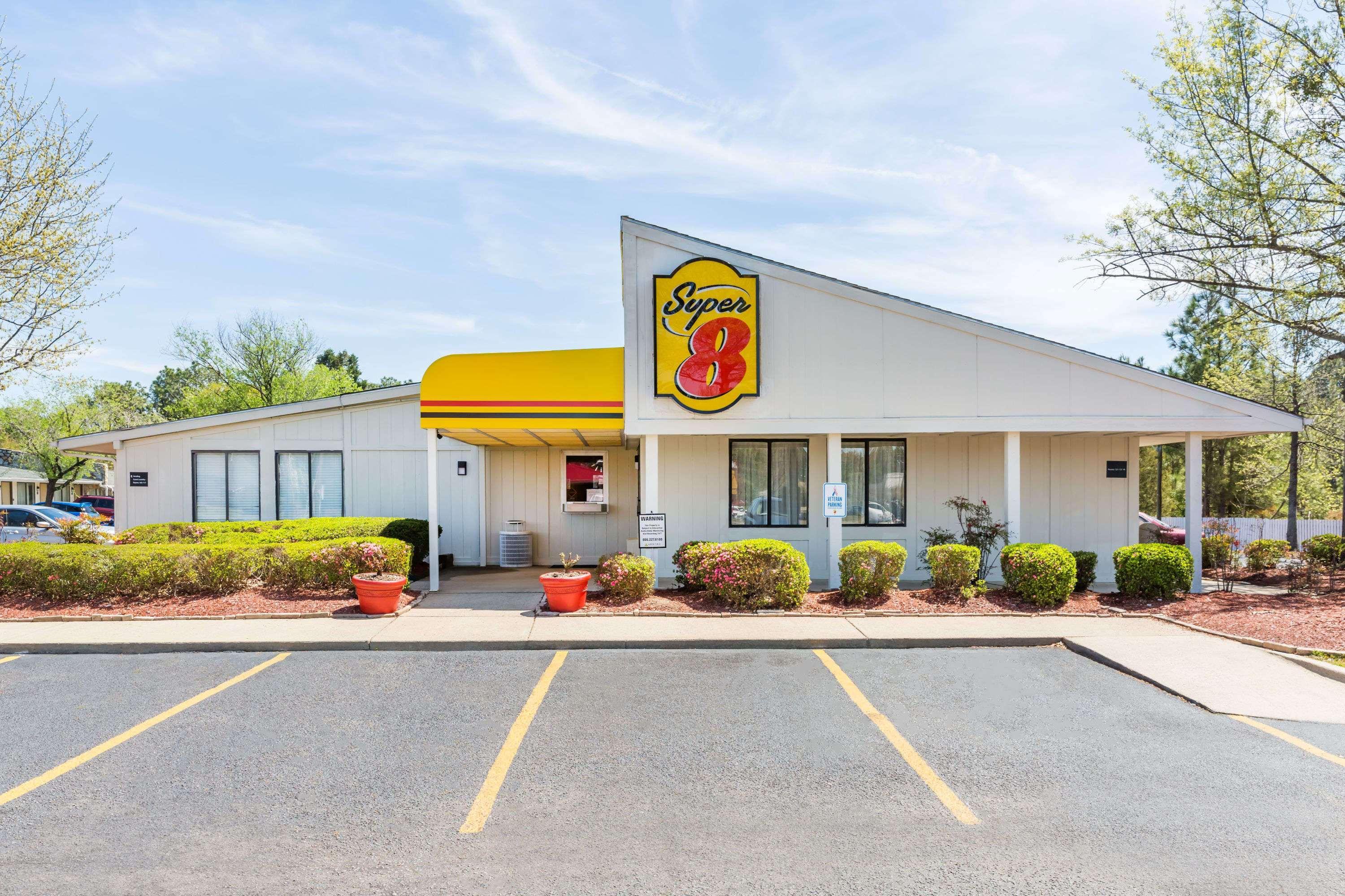Super 8 By Wyndham Aberdeen Southern Pines Ngoại thất bức ảnh
