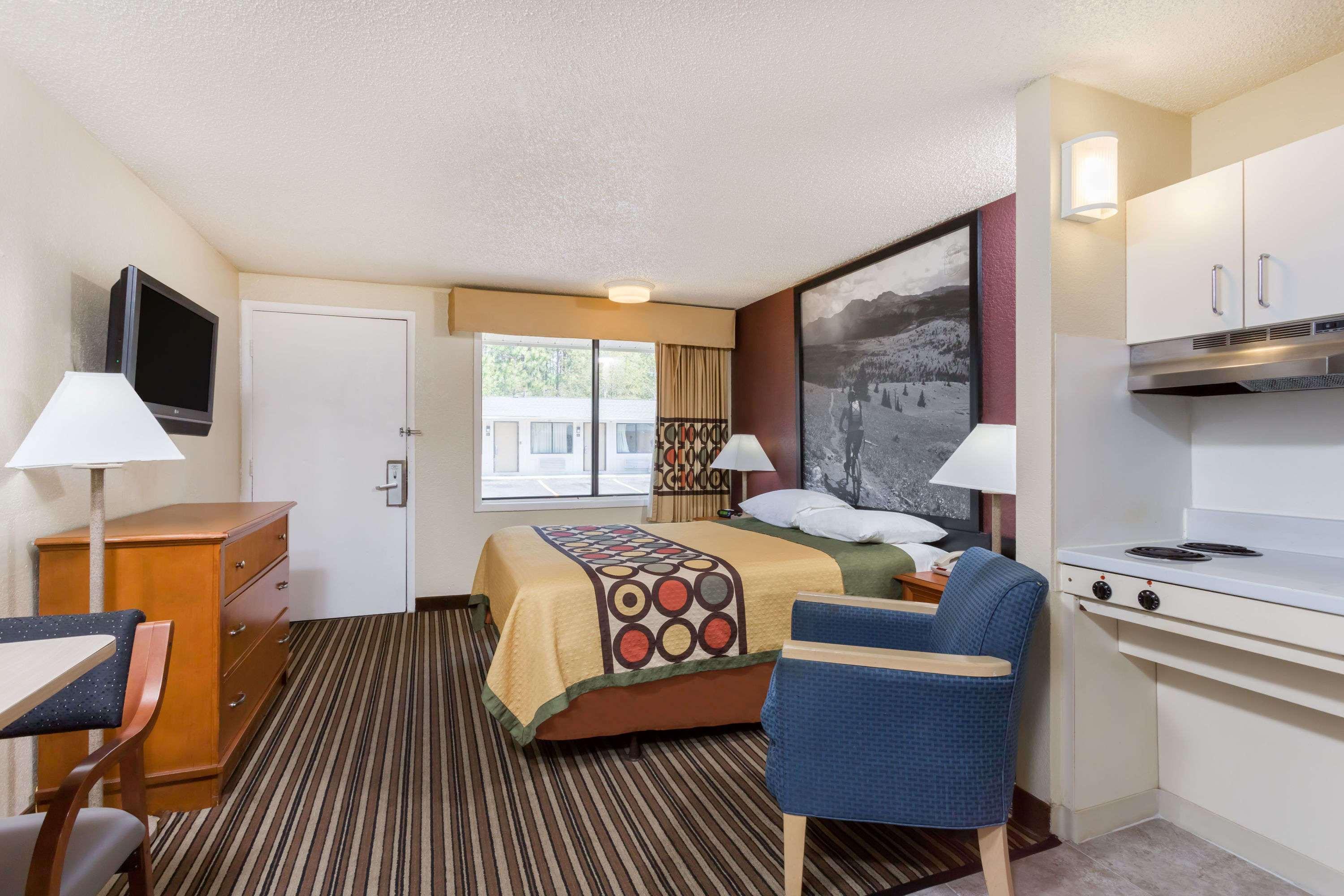 Super 8 By Wyndham Aberdeen Southern Pines Ngoại thất bức ảnh